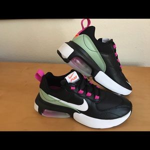 WOMEN'S NIKE AIR MAX VERONA
